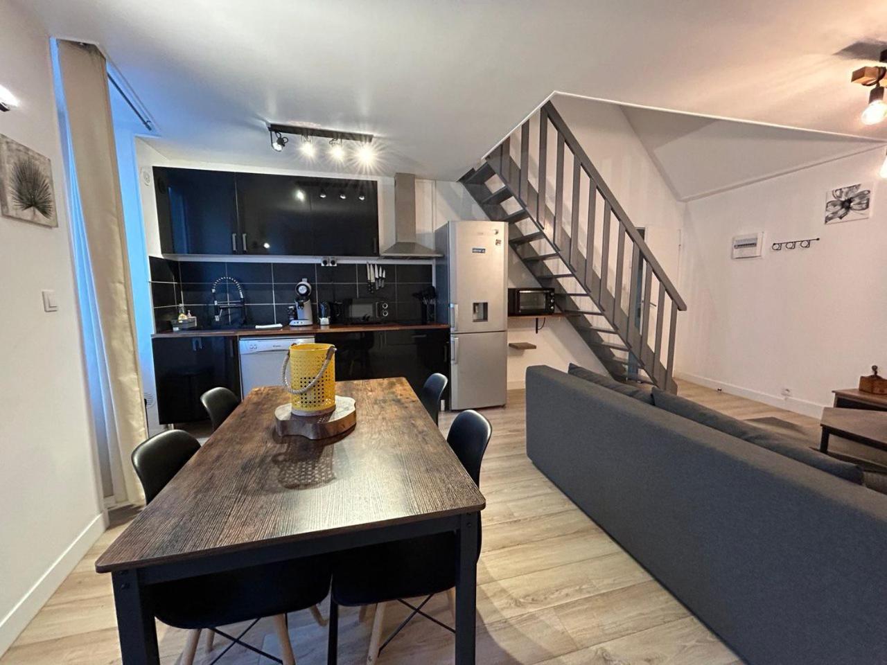 La Casa Tres - Cosy In The Very Centre Port Apartment Cherbourg-en-Cotentin Bagian luar foto